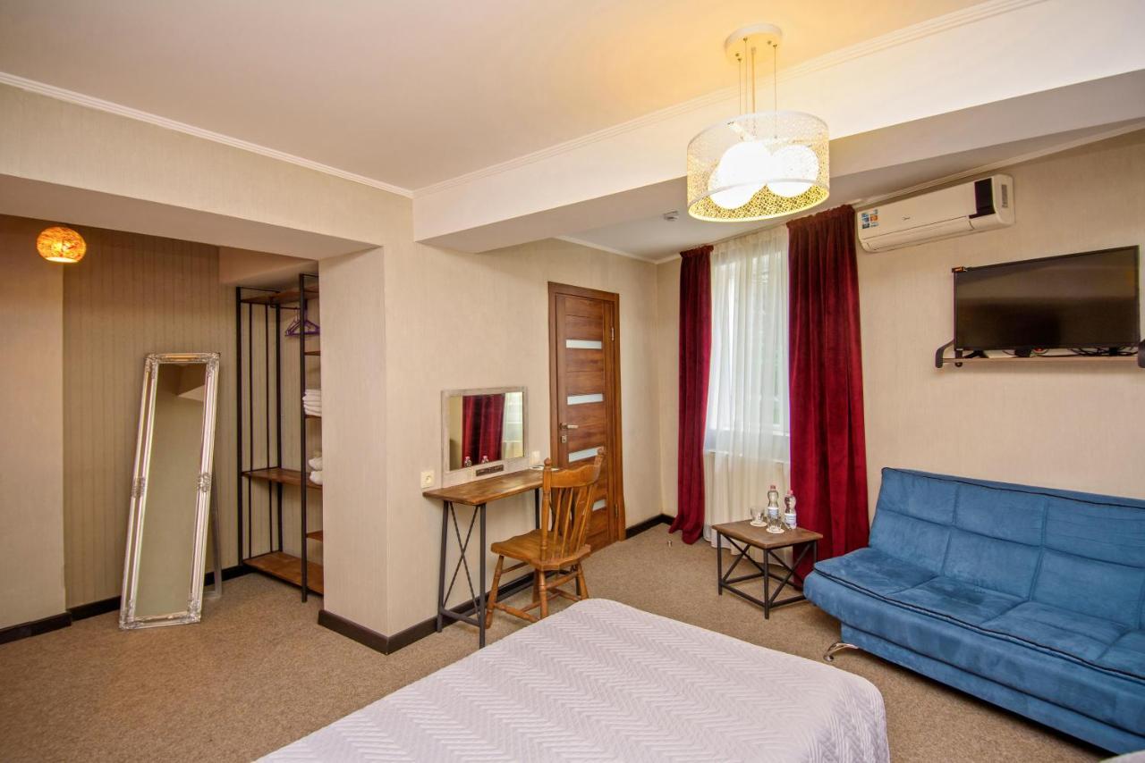 Hotel Libretto ティビリシ エクステリア 写真